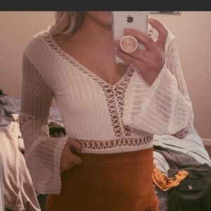 White deep v & v back button long sleeve bodysuit